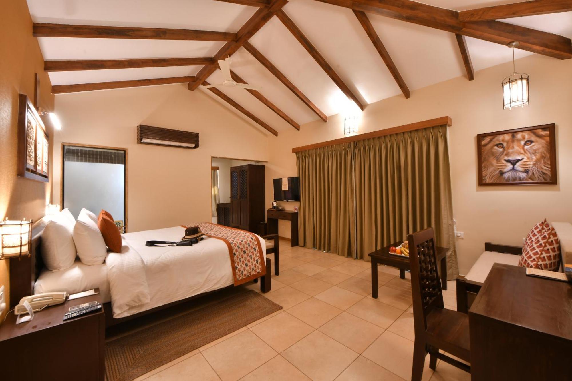 The Fern Gir Forest Resort, Sasan Gir - A Fern Crown Collection Resort Екстериор снимка